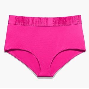 🆕SAVAGE X FENTY Pink Booty Short - Size: S